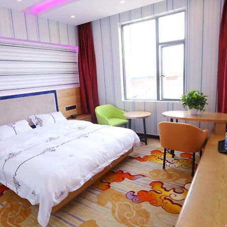 Kunming Mengda Holiday Hotel Buitenkant foto