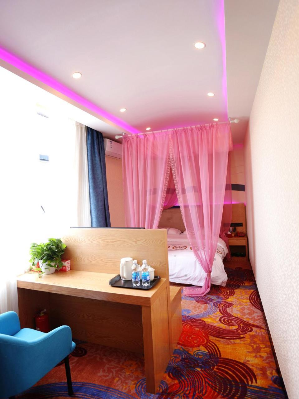 Kunming Mengda Holiday Hotel Buitenkant foto